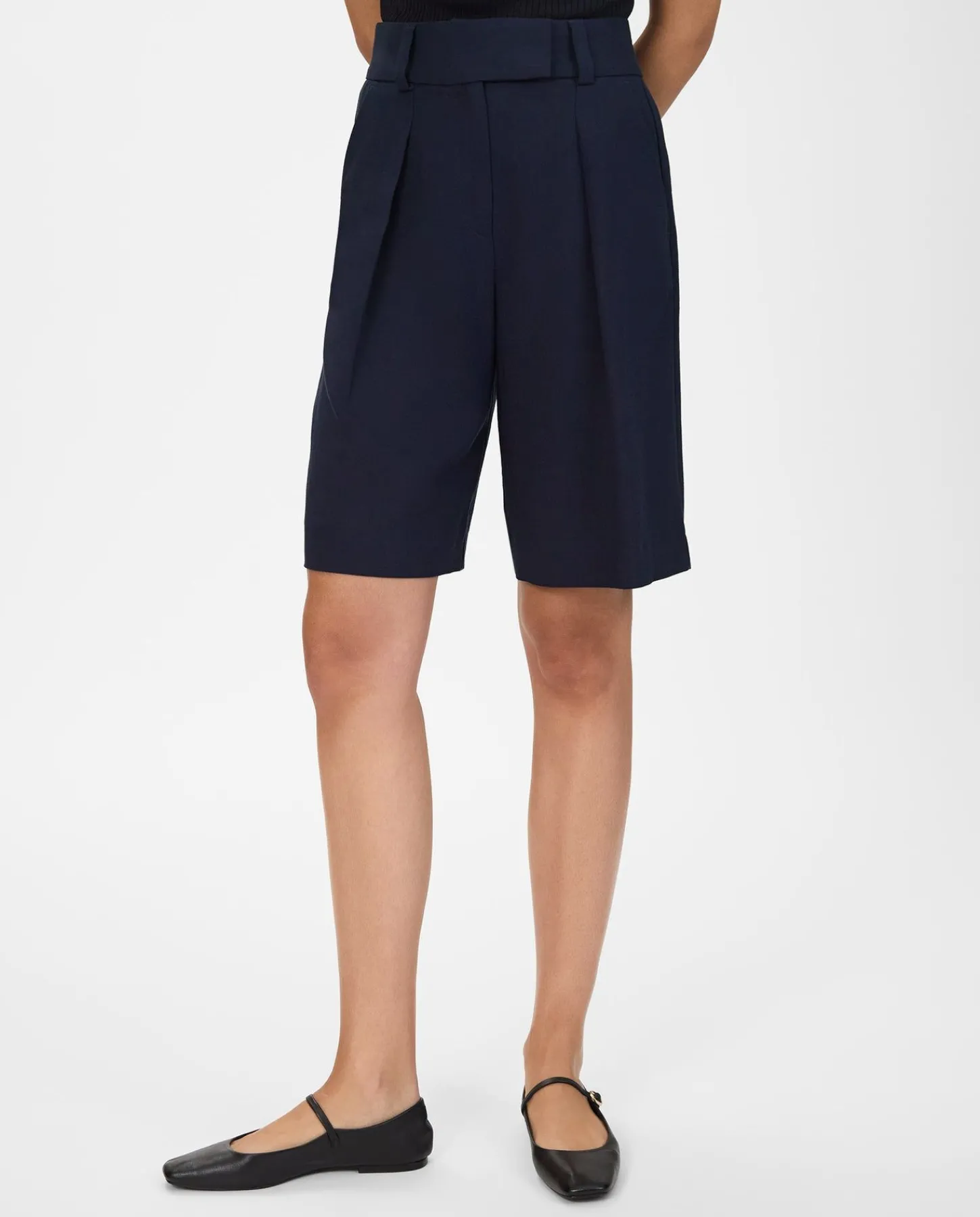 New Peony Sue Hose Anzüge